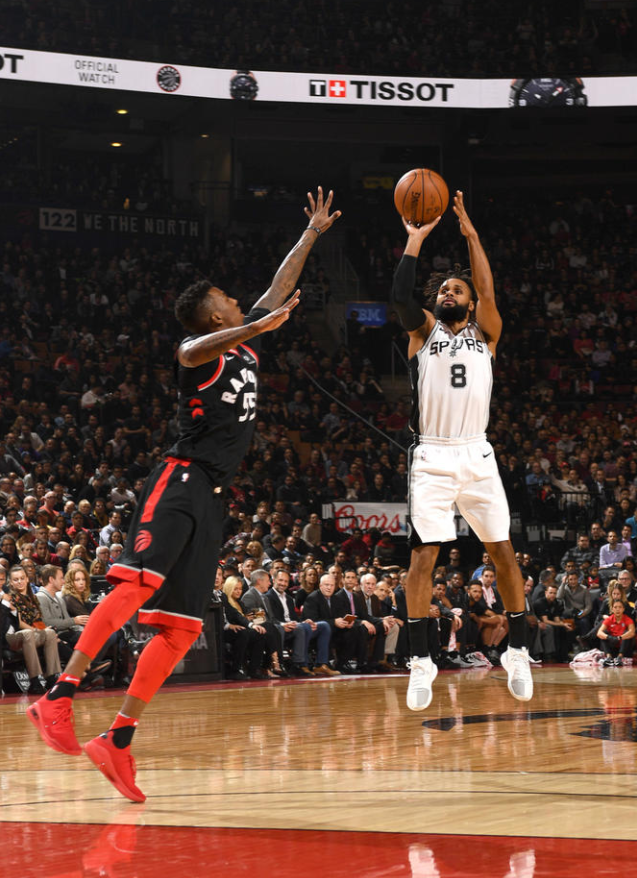 爱游戏网页版登录入口-猛龙三连胜横扫马刺，晋级半决赛的简单介绍