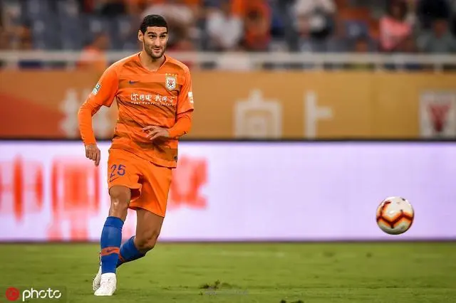 包含河南建业主场-小胜重庆斯威,取得积分榜第四的词条 包含河南建业主场-小胜重庆斯威,取得积分榜第四的词条