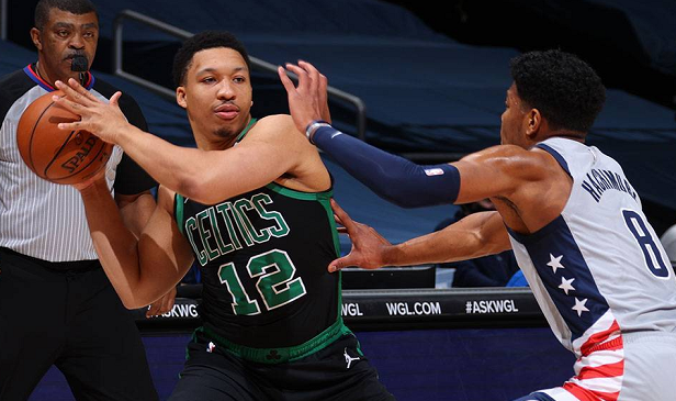 雄鹿连胜公牛，东部晋级占先机