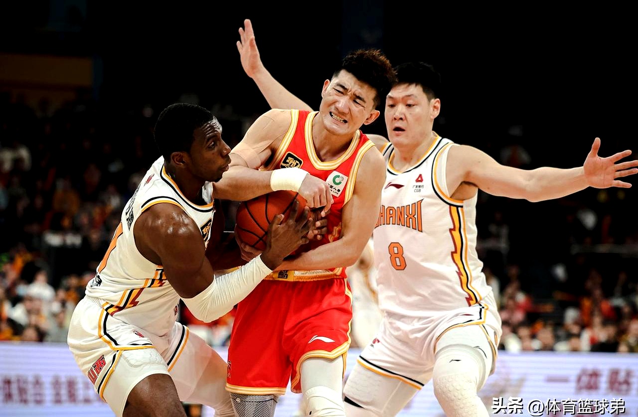 江苏男篮客场输给了青岛男篮