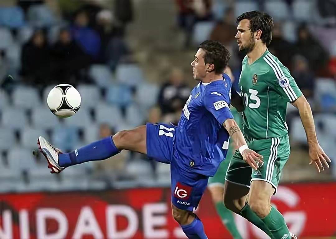 弗赖堡战胜对手，赢得心理上的优势