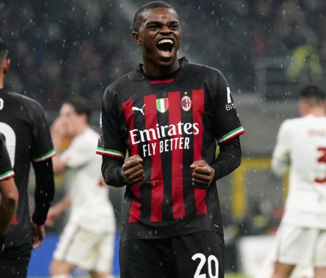 爱游戏官方登录入口-包含帕尔马球迷鼓励球队取得更多胜利，士气高昂的词条